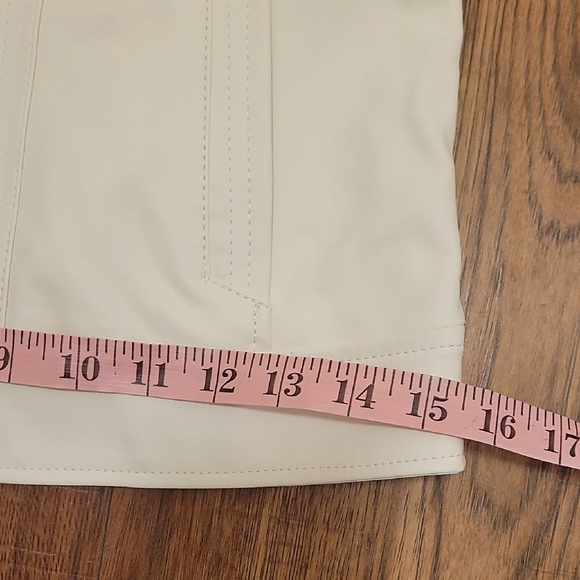 Guess Cream and Gray Leather Jacket with Modern Design - Picture 9 of 12